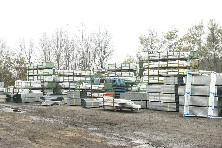 공장 건물 외부전경