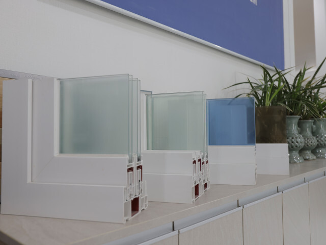 전시장 내부전경 - 창호절단면 전시